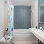 Ocean View 2 With Pool By Homing Lagos