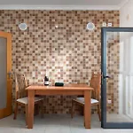 Ocean View 2 With Pool By Homing Appartement *