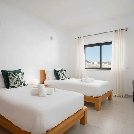 Apartamento Ocean View 2 With Pool By Homing Lagos