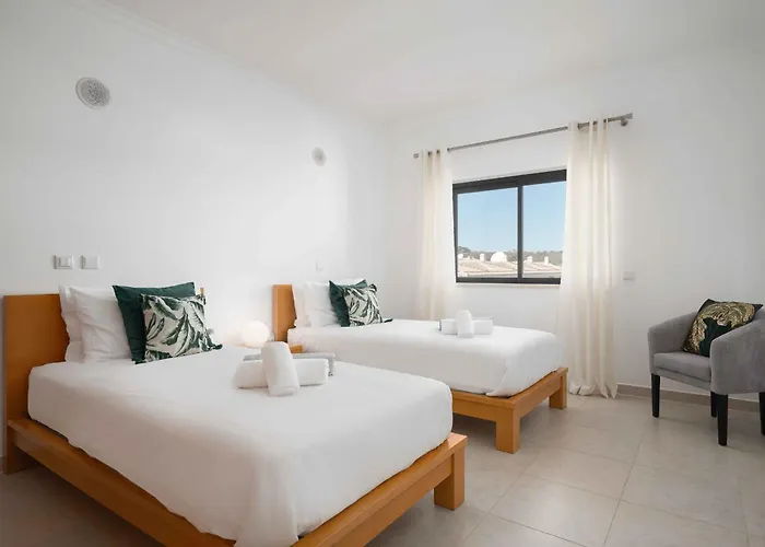 Appartement Ocean View 2 With Pool By Homing Lagos