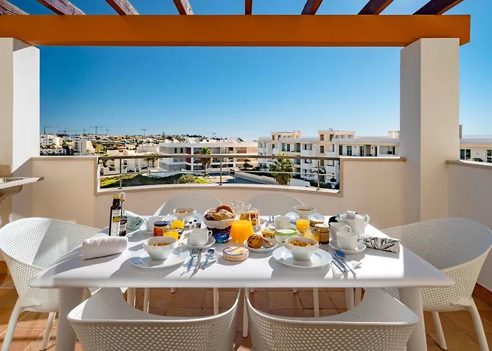Ocean View 2 With Pool By Homing Appartement