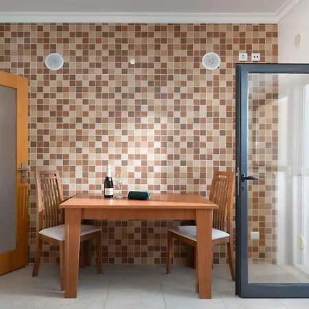 Ocean View 2 With Pool By Homing Apartment *