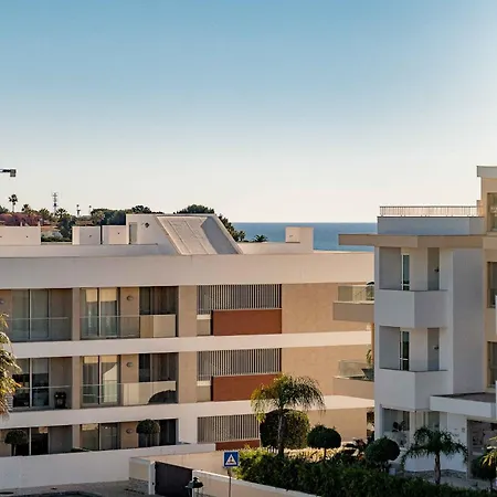 Apartment Ocean View 2 With Pool By Homing