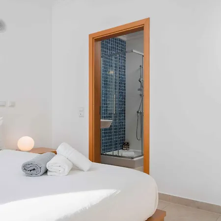 Ocean View 2 With Pool By Homing Lagos